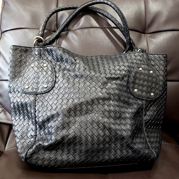 Black Bag🖤 - Picture 1 of 4